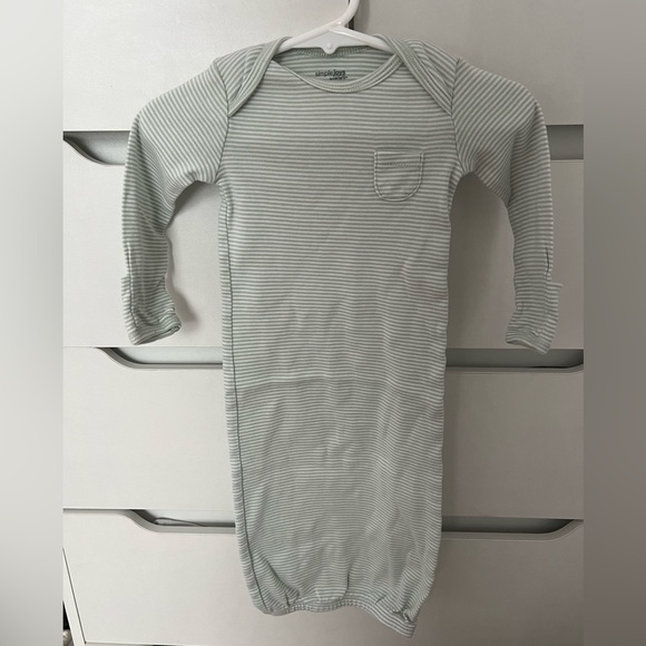 Simple joys by carters baby cotton sleeper gown - Picture 2 of 3